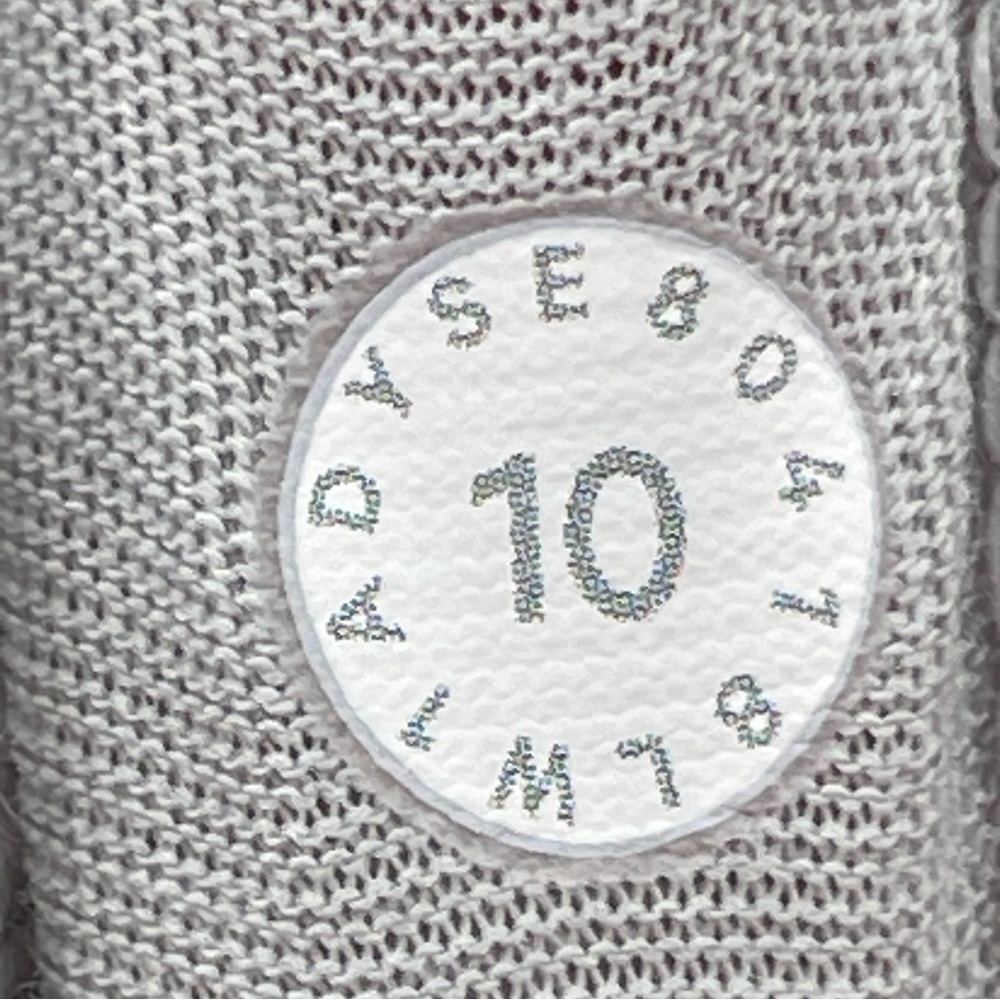 Lululemon Power Pose Tank in Wee Are From Space Ice Grey Alpine White Size 10 - Picture 13 of 13